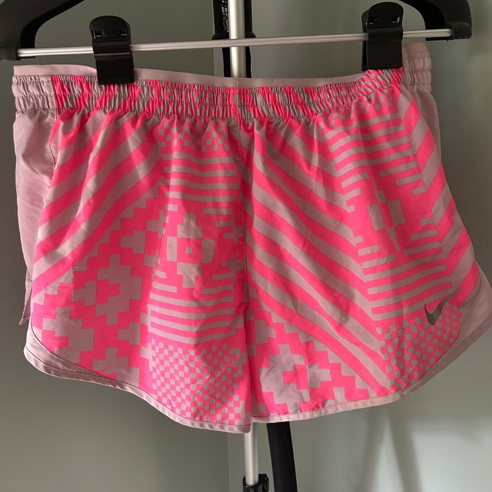 Nike Women's Geometric Pink Athletic Shorts